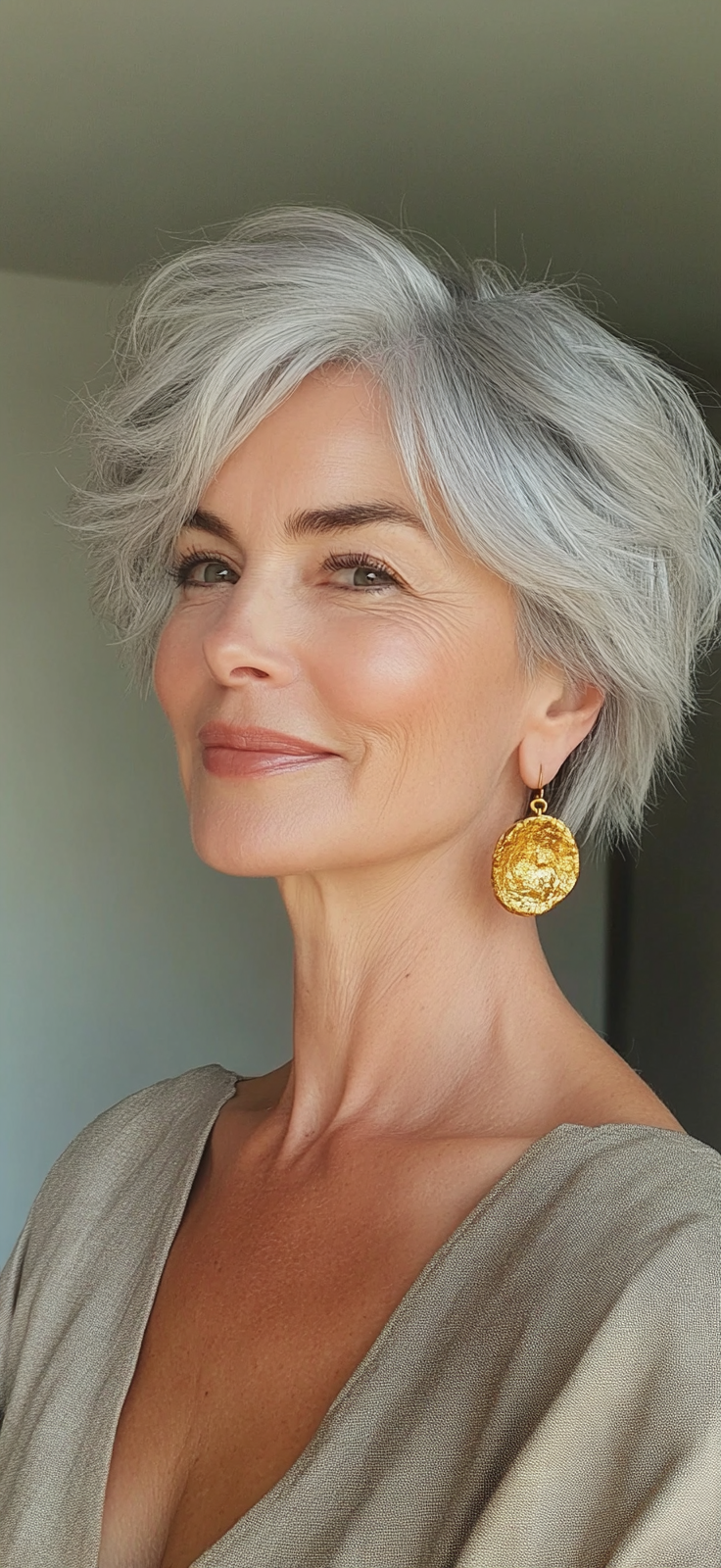 Platinum Blonde Pixie Cut Hairstyle
